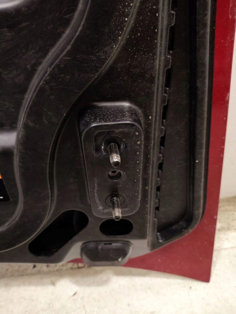 Maserati mc20 2023 капота 67015686 Оригінал