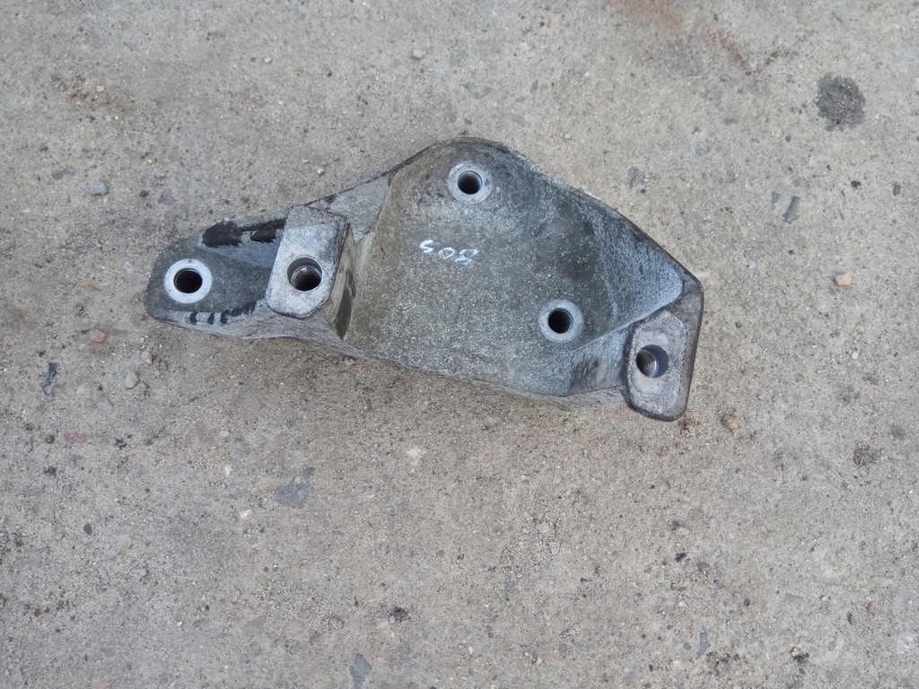 фото №1, Кронштейн кронштейн коробки peugeot 508 2.0hdi