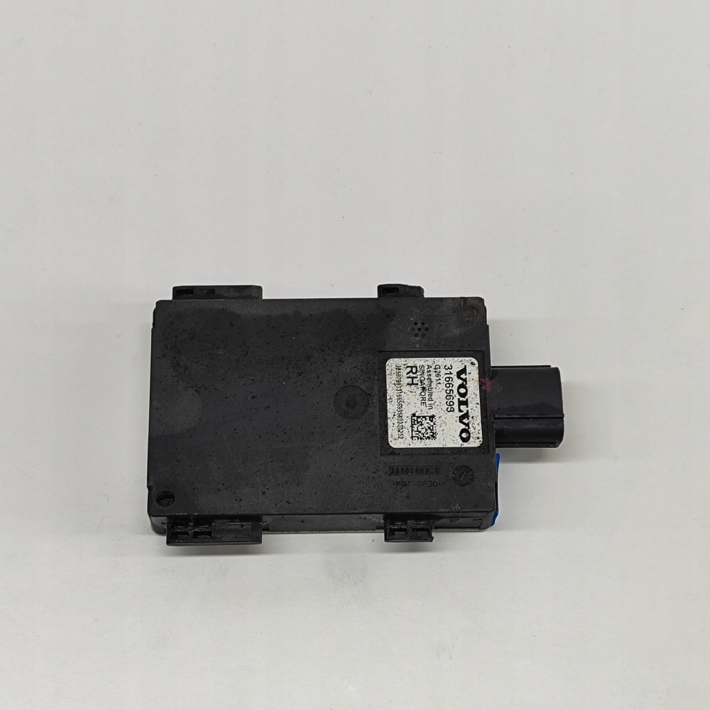 фото №2, Volvo s90, v90 2018 модуль мертвого pola