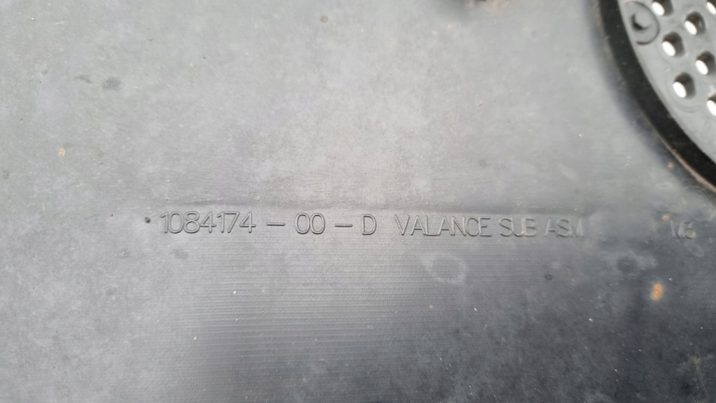 Захист плита pod бампер перед tesla model 3 2017 - 1084174-00-d Ціна