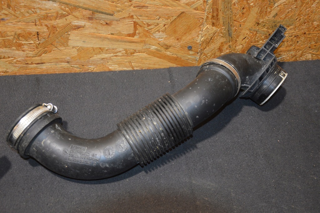 фото №1, Ford focus mk3 труба воздуха cv619c623ac