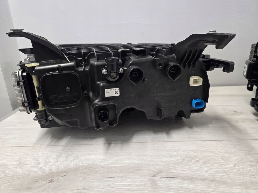 фото №12, Лампа ліва права gora dol bmw g70 повний