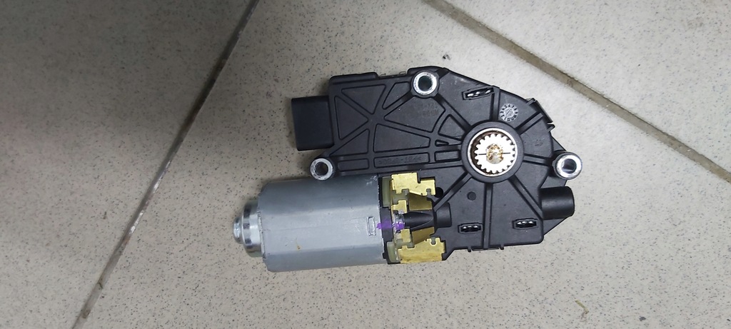 фото №7, Jaguar xj x351 моторчик люк оригінальний номер wr09-c05-aa