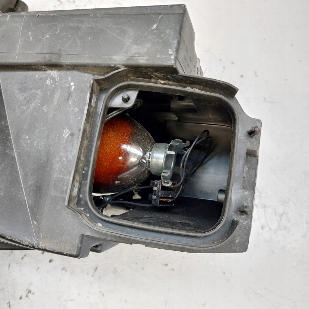 фото №15, Seat toledo 2 ii лампа правая передняя valeo 1m1941002d 67742701