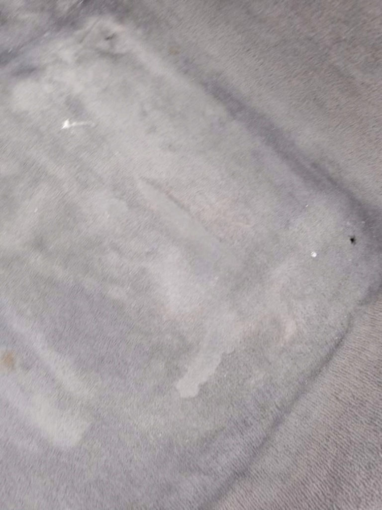 Коврик обшивка задний  bmw e32 long Недорого