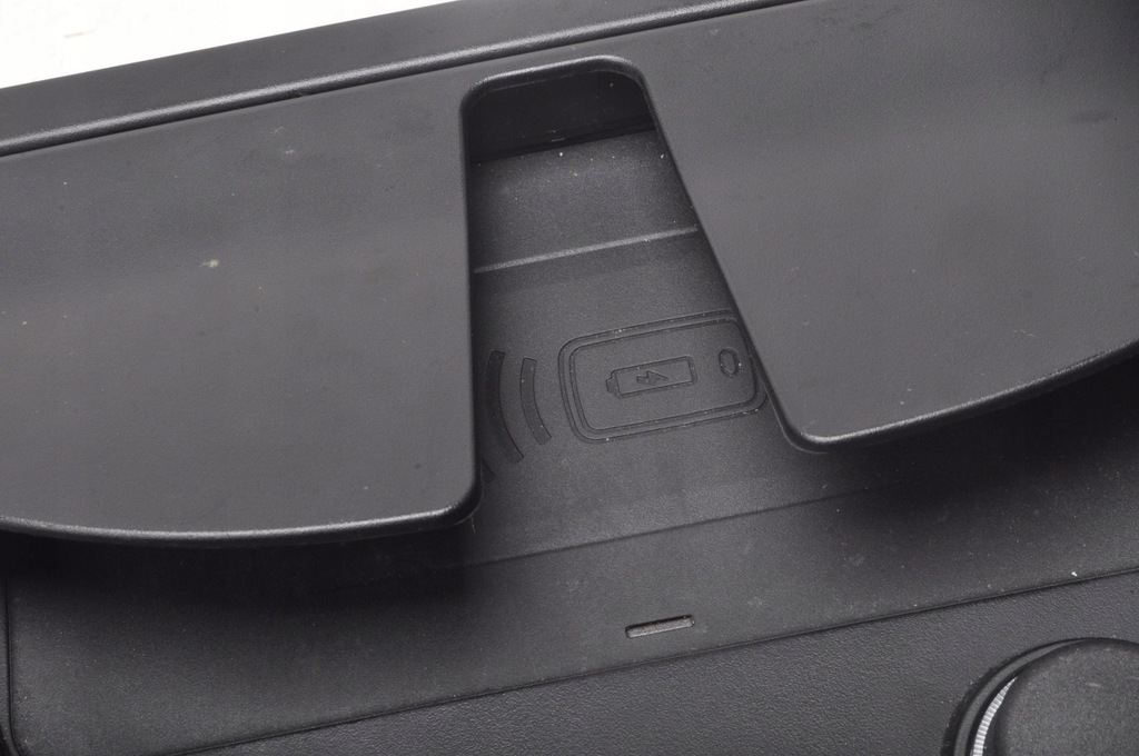 фото №8, Toyota supra mk5 зарядное устройство соединитель usb 23r 6992204