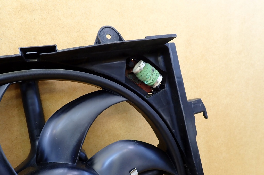 Вентилятор корпус вентилятори fiat ducato boxer jumper 21- 52163441 комплект Недорого