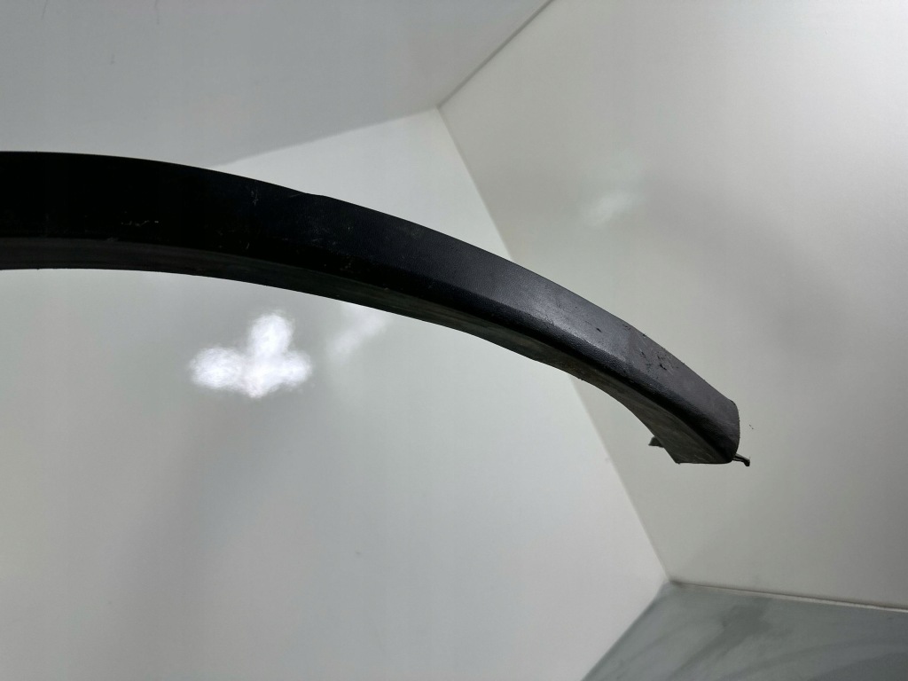 фото №12, Молдинг подкрылок передний перед правая volkswagen tiguan allspace 5nn854732