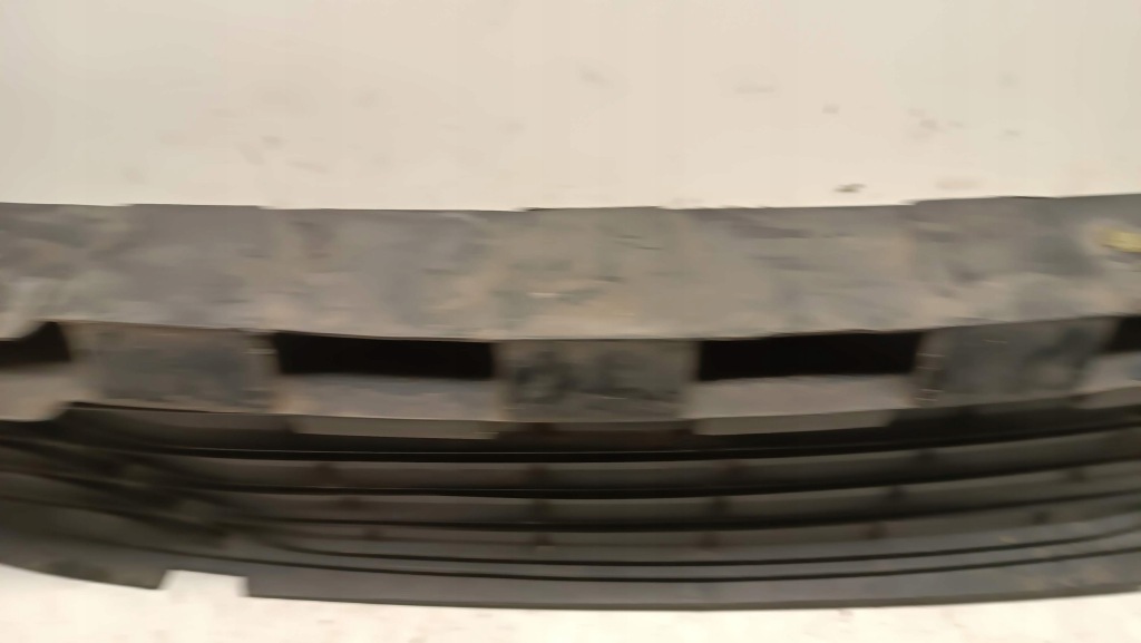 Решётка бампера средняя перед renault megane iii 622540001r с Разборки