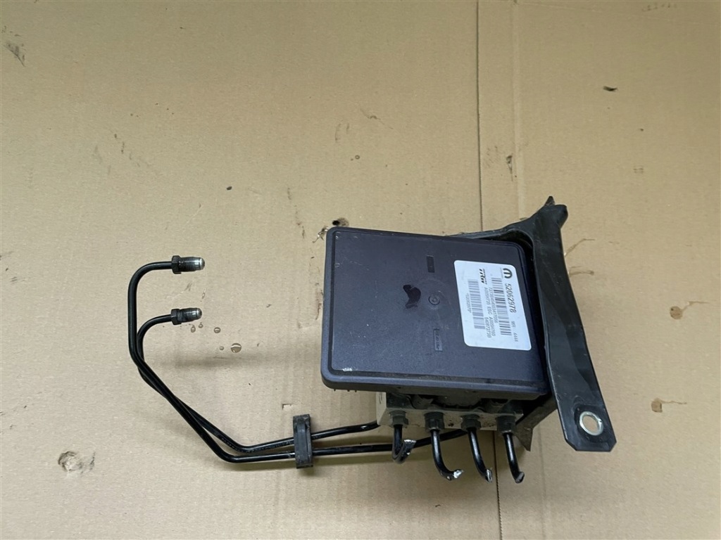 фото №3, Насос блок керування abs esp привід перед 2wd 52062978 jeep renegade 14-18r 2017r