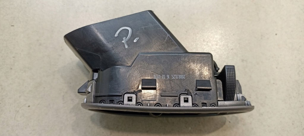 фото №6, Решётки обдув opel agila b 1.2 16v 73841-51k0