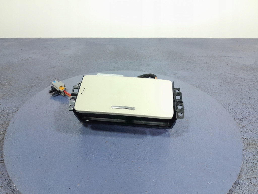 фото №1, Volvo s90 ii v90 разъём 12v port 2x usb рамка 31415911