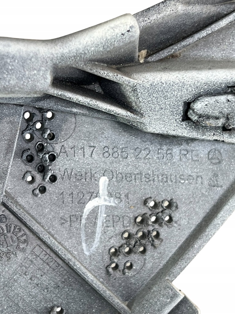 Купити Заглушки омивачі кріплення перед mercedes w117 cla a1178851522 a1178851622