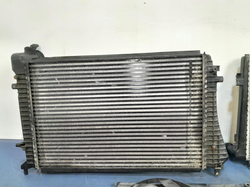 фото №9, Vw touran i 1.9 tdi радіатор води інтеркулер