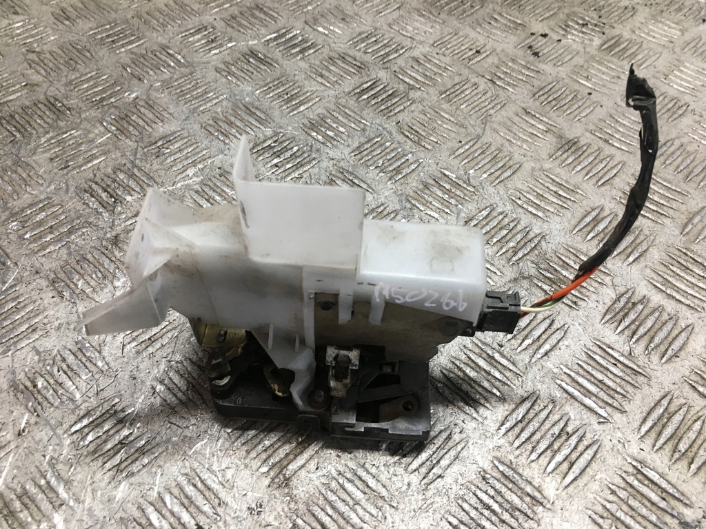 фото №1, Espace iii замок правый перед 2 pin