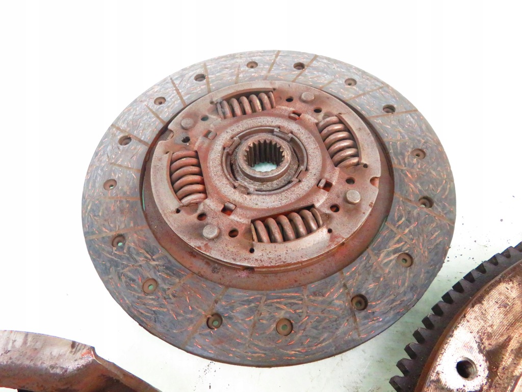 фото №4, Колесо маховик alfa romeo 147 1.6 60603810