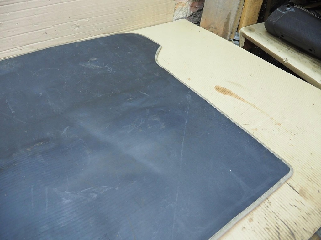 фото №12, Volvo v70 xc70 обшивка мат багажника 99-07