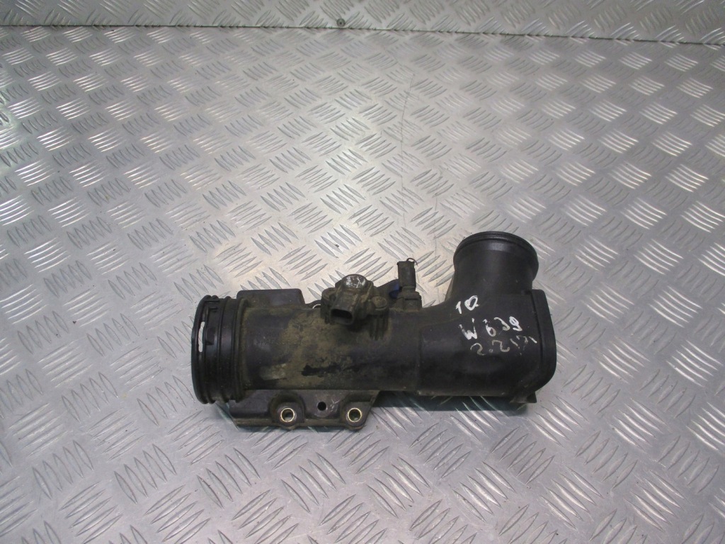 фото №1, Шланг труба воздуха датчик mercedes vito ii w639 2.2 cdi a0061531428