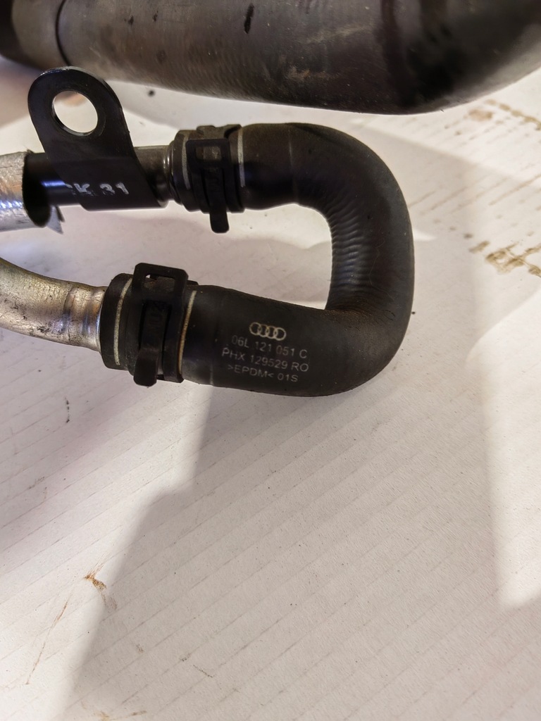 фото №16, Audi a5 8t 1.8tfsi wąż шланг дополнительная насос wody