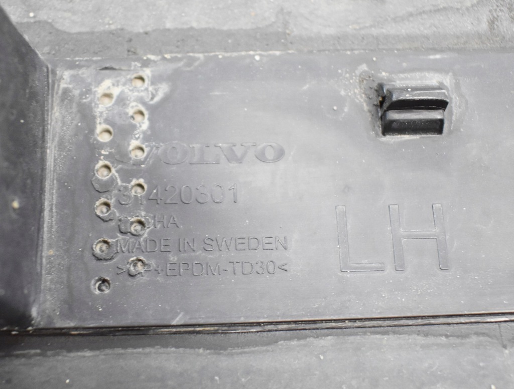 фото №7, Volvo v90 ii лівий поріг накладка поріг org