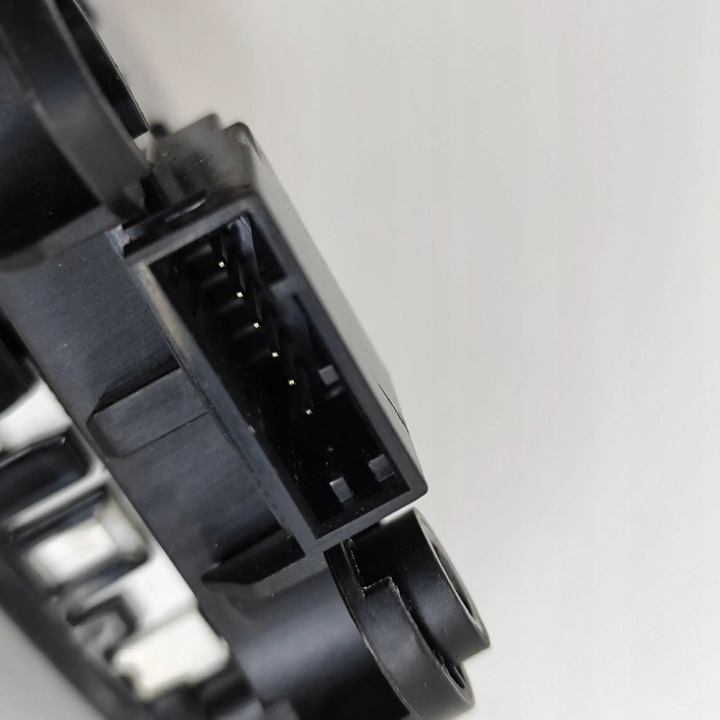 фото №7, Mercedes-benz e w213 2021 перемикач / кнопка керма