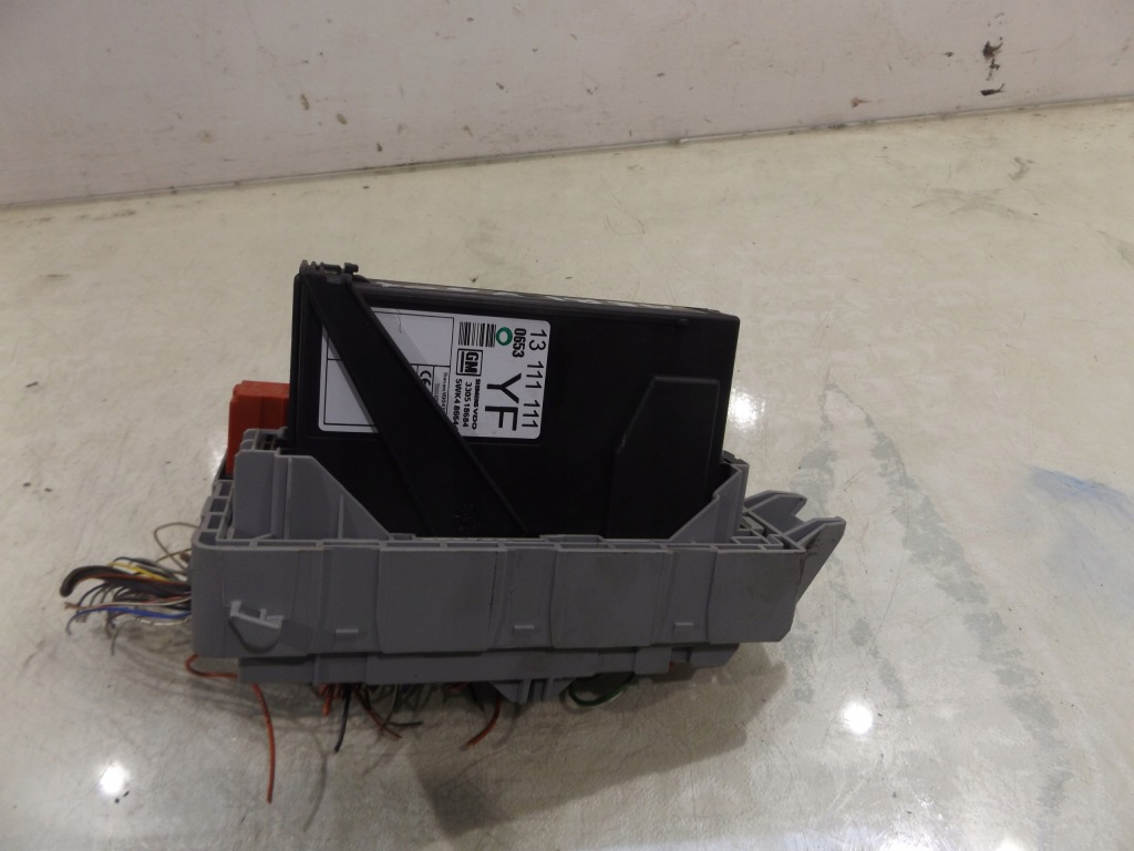 фото №3, Meriva a 1,7cdti коробка предохранителей