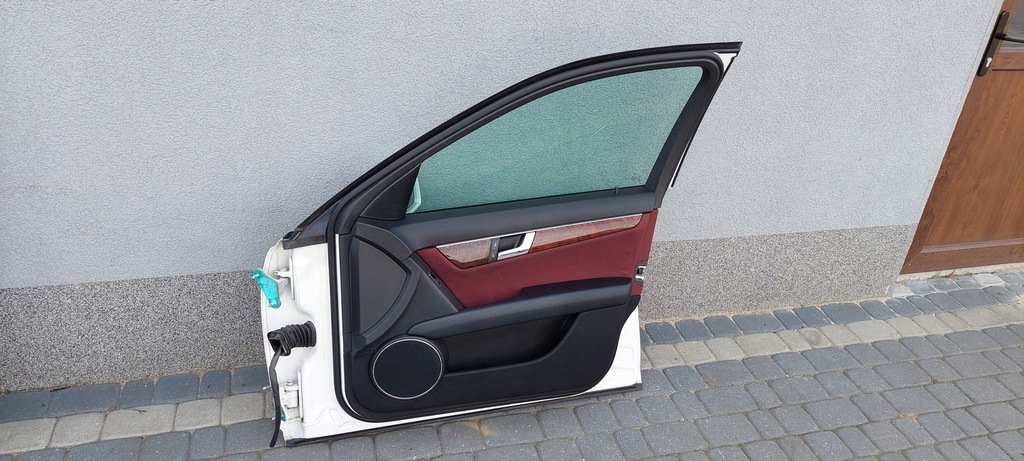 фото №9, Дверь перед правое mercedes w204 c650