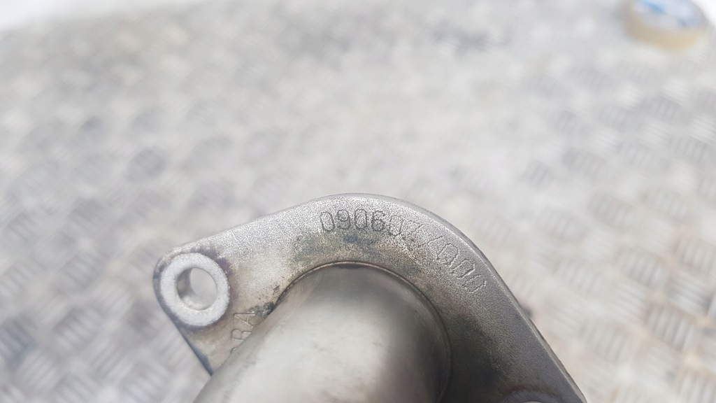 фото №10, Mercedes-benz оригинальный номер a6460900754 клапан egr