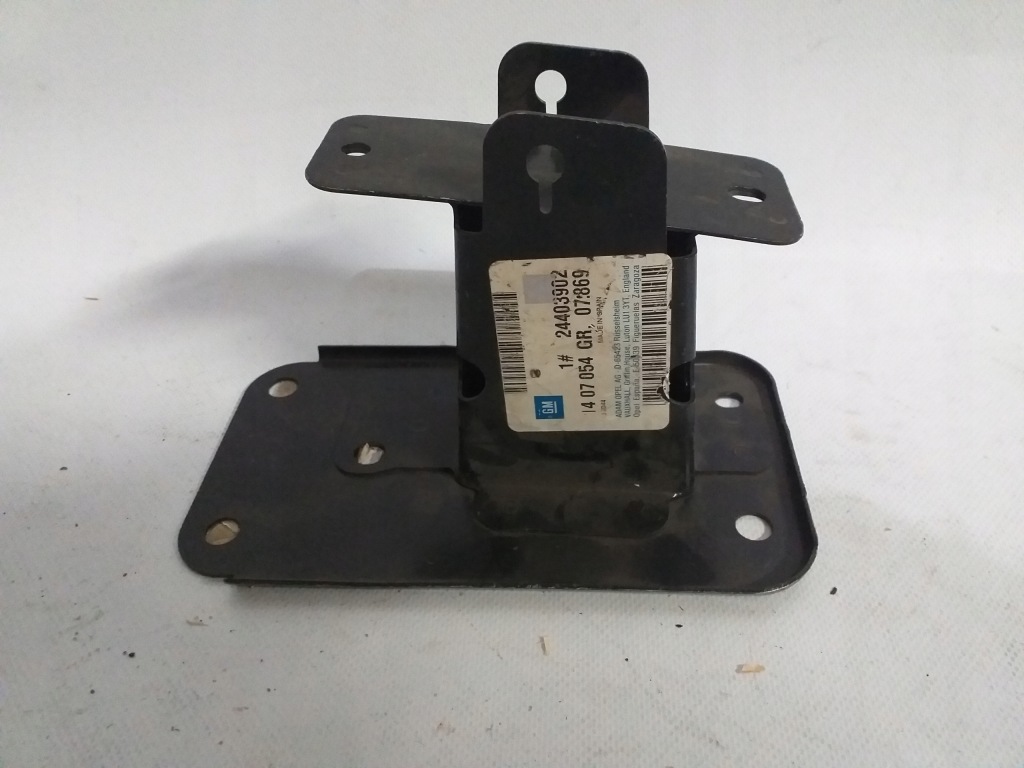 фото №1, 24403902 кронштейн балка бампера задняя opel combo