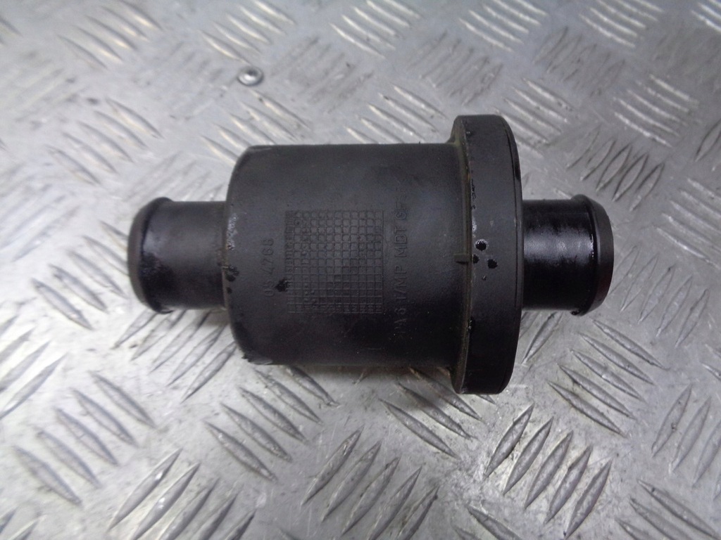 фото №1, Вентиляция картера масла ford mondeo mk3 1s7q-9f764-ab