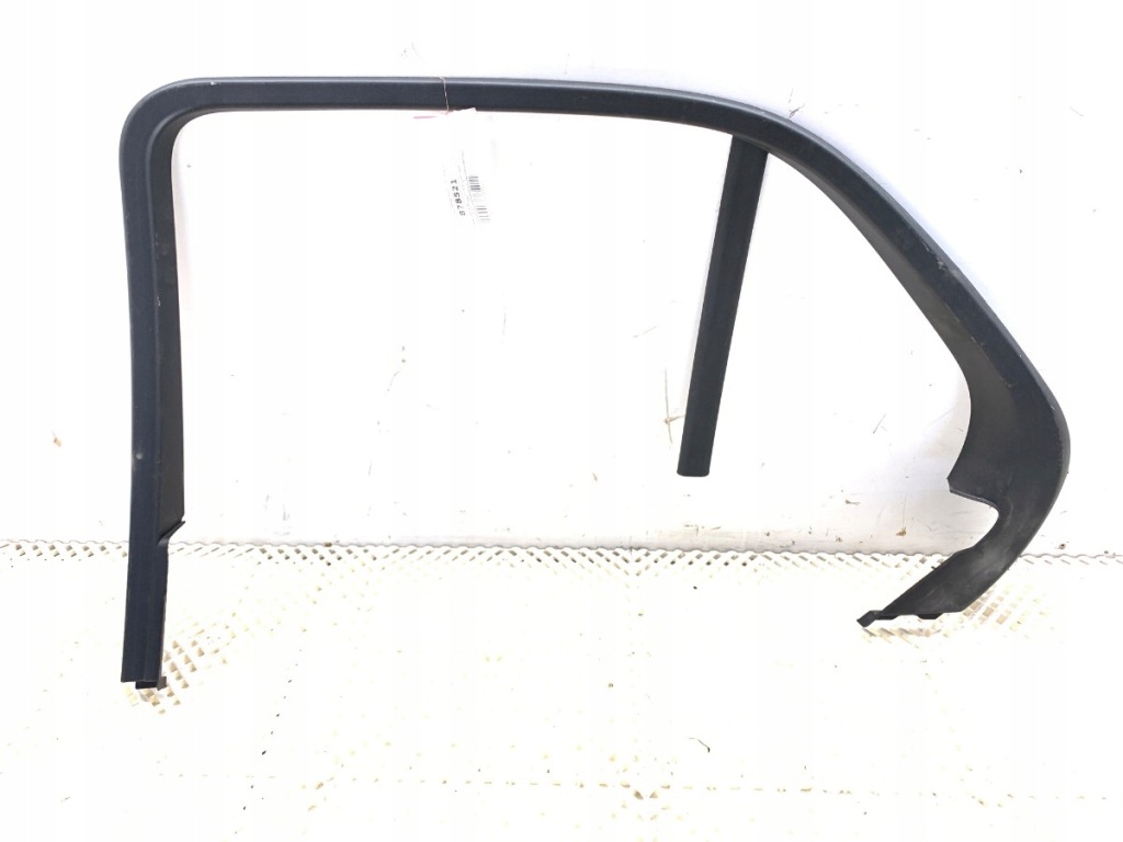 Купити Прокладка рамка дверей задні права mercedes gle suv a1677373400