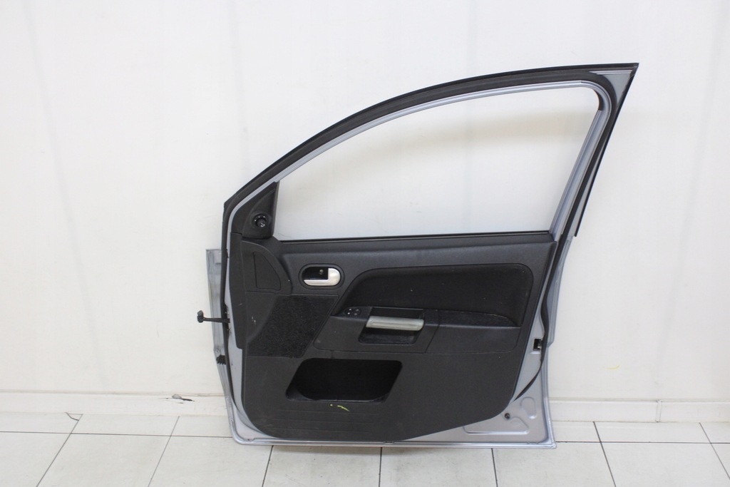 фото №7, Дверь правый перед правое передние ford fusion lift 2005r- j4 - код лакокрасочного покрытия