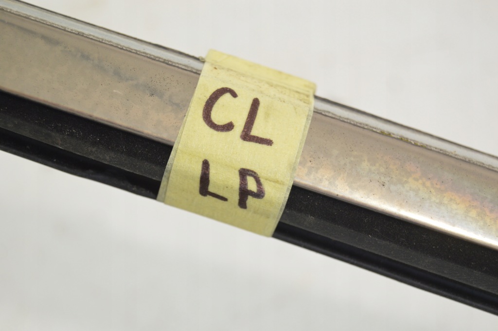 Молдинг ущільнювач прокладка ліва перед mercedes w140 купе c140 cl Ціна