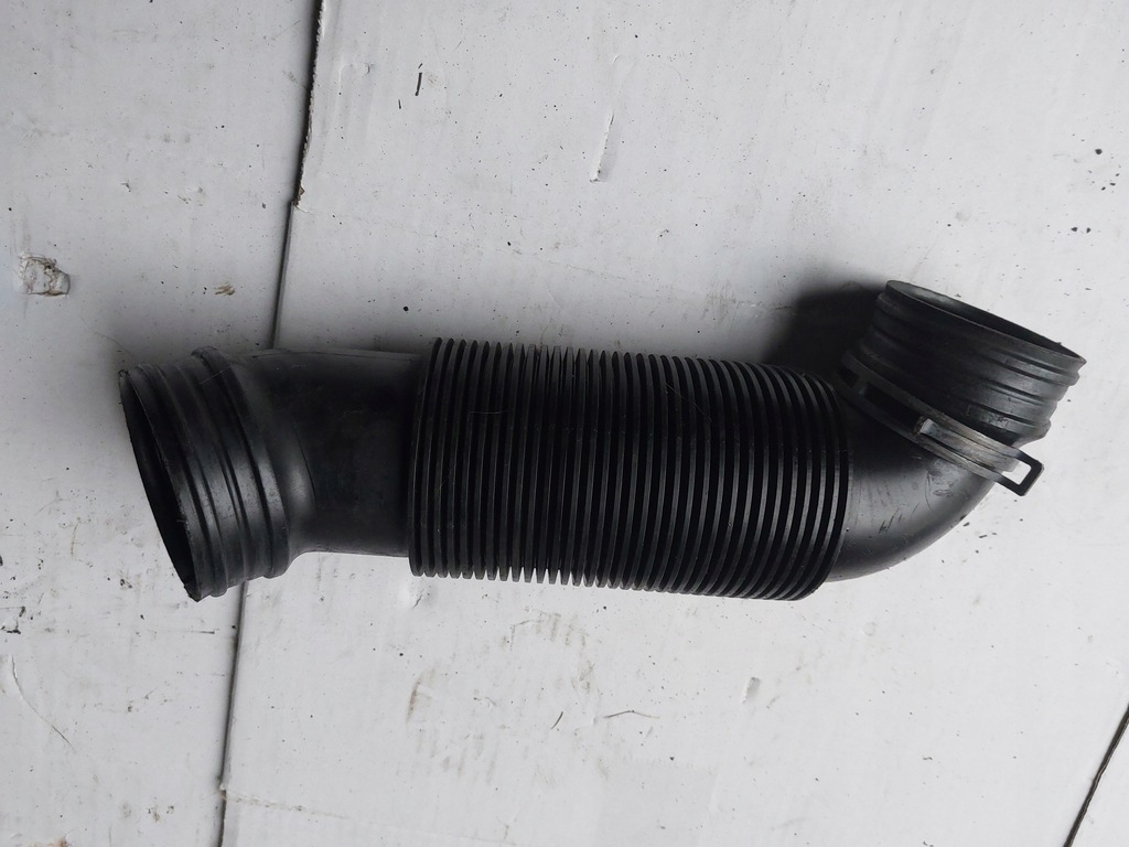 фото №1, Seat ibiza 6j skoda fabia ii iii rapid труба повітря 6c0129684