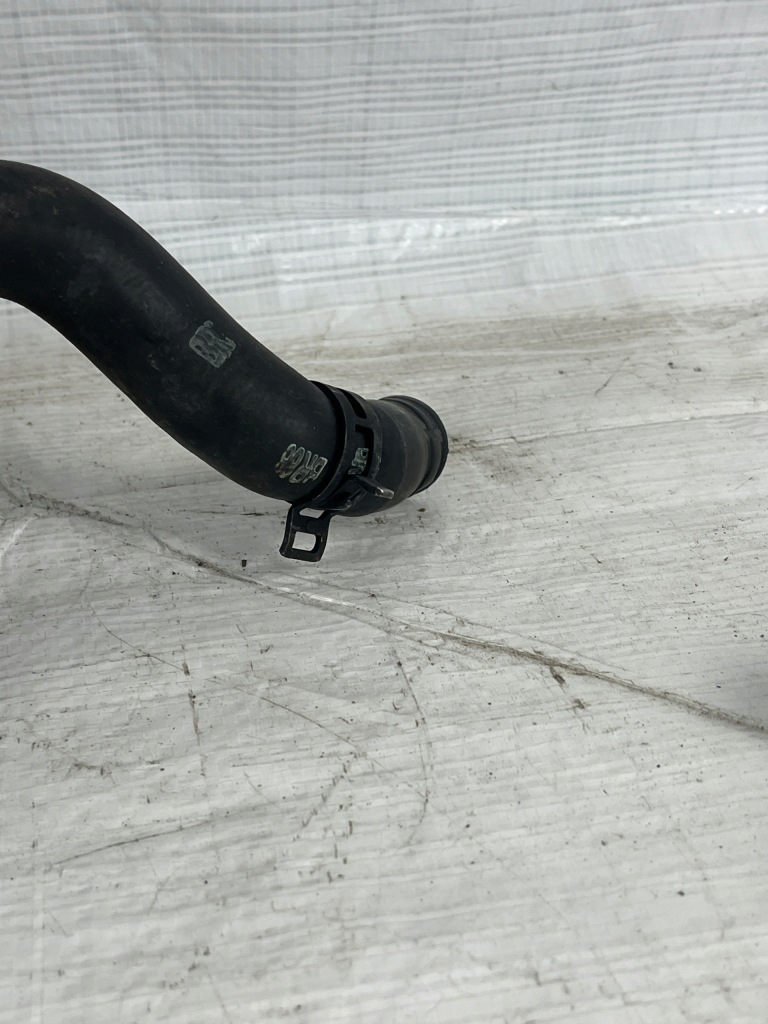 Купить Mercedes w213 w257 c257 труба трубка пабтрубок  шланг воды a2138308900 a2138302105