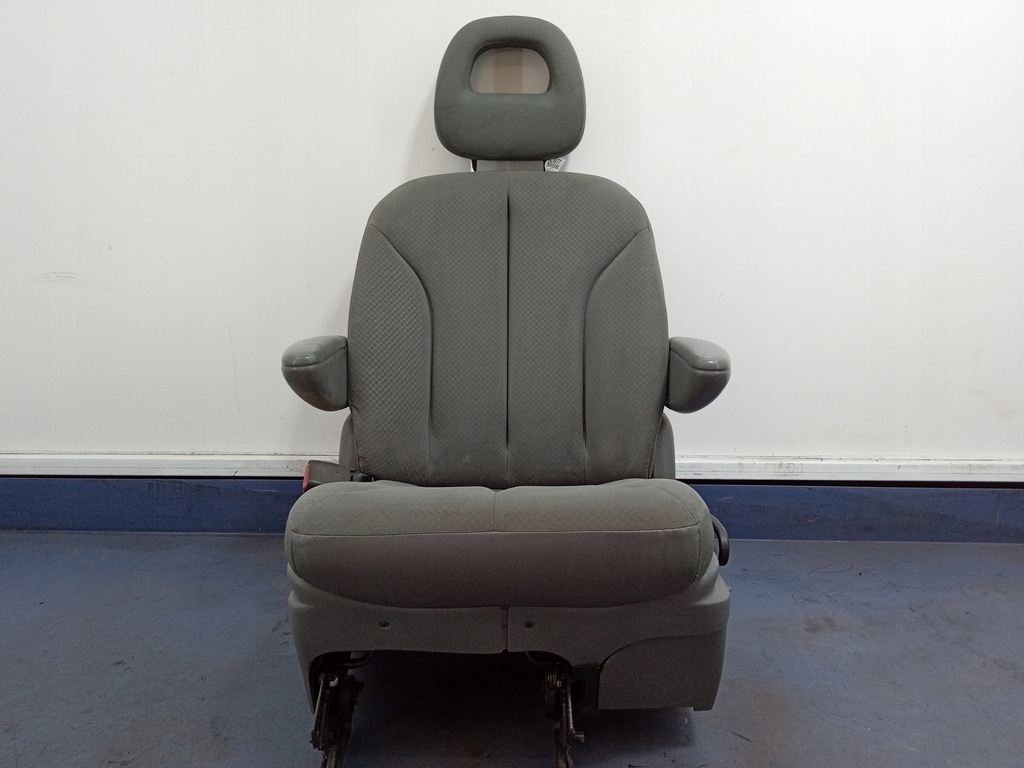 фото №1, Voyager iv caravan сиденье задняя левый задний 2 ряд