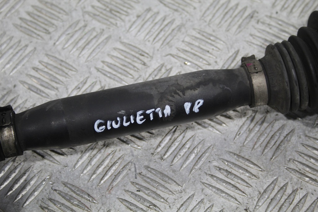 фото №2, Приводной вал правый перед giulietta lift