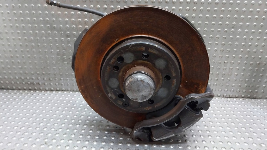 фото №1, Поворотний кулак ступиця супорт лівий перед 20900 mercedes w203 w209 slk r171 2.2cdi