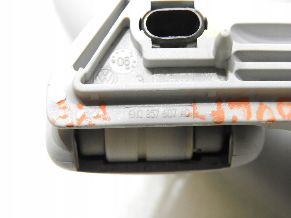 фото №8, Ручка кронштейн потолочный задняя vw touran i lift