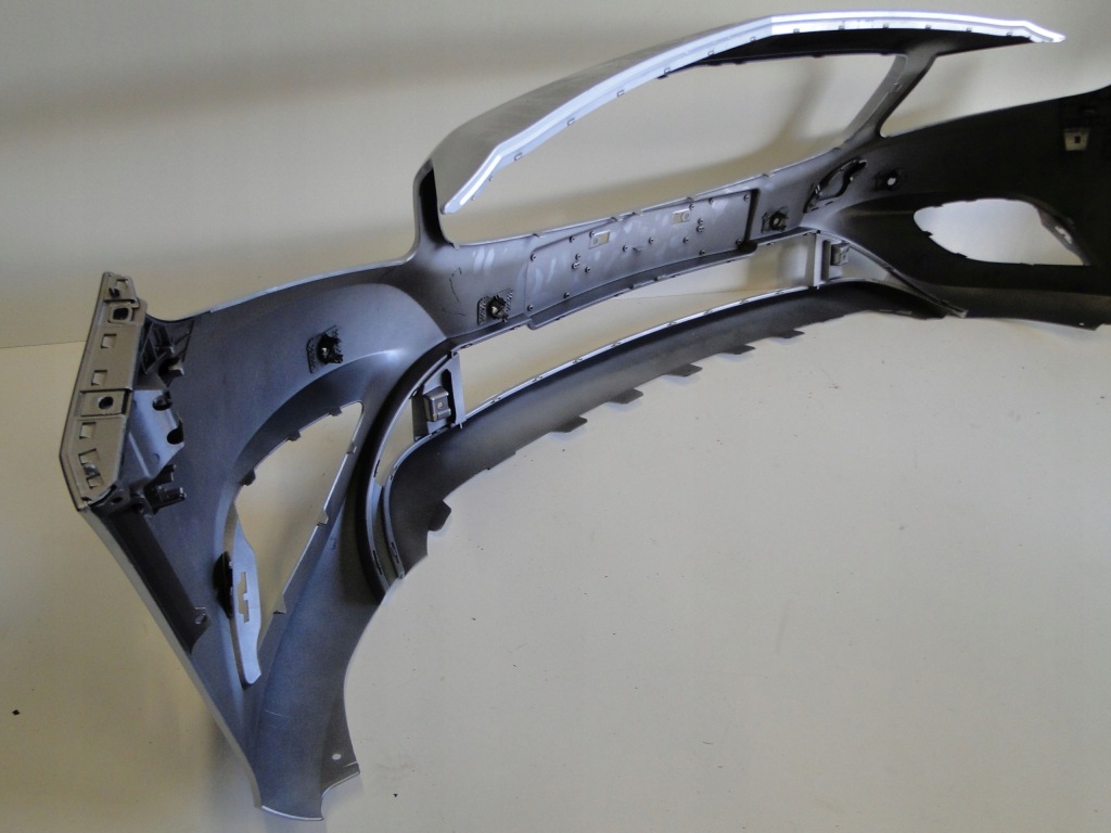 Mercedes a klasa w176 176 дорестайлинг  бампер передний на датчики pts 761 Доставка