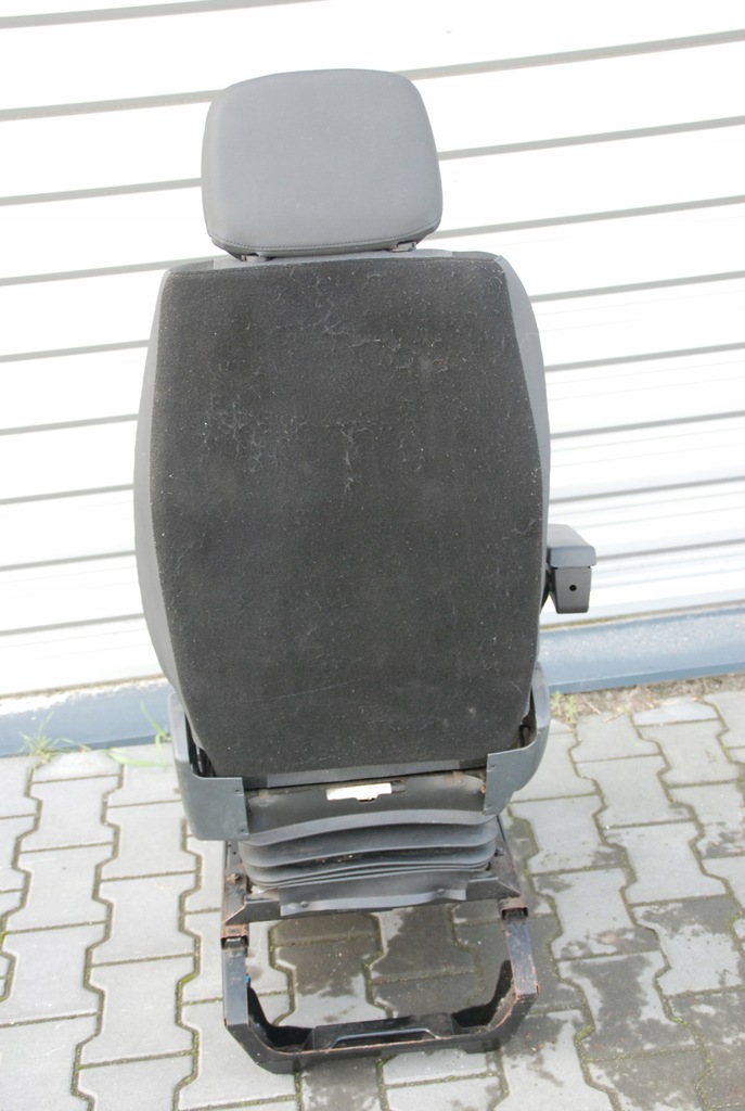 фото №10, Сидіння водія пневматичний renault master iii 10-