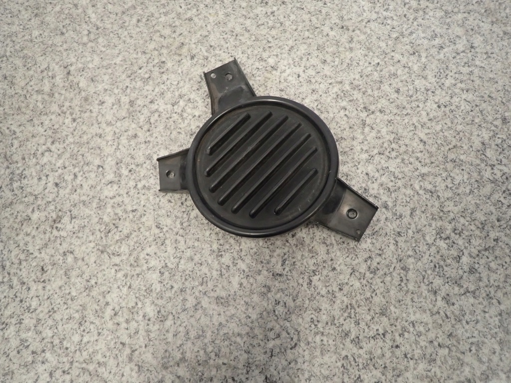 фото №6, Suzuki ignis 04- заглушка протитуманної фари передня права