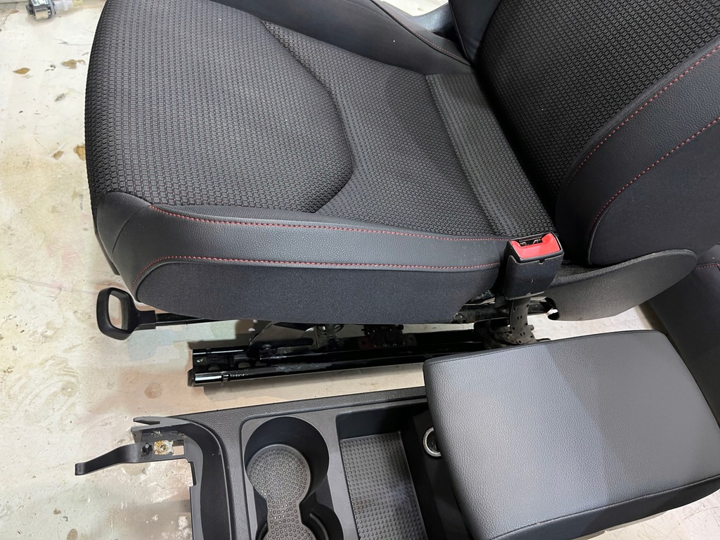 фото №7, Сиденья заднее сиденье комплект seat leon iii lift fr kombi idealne !