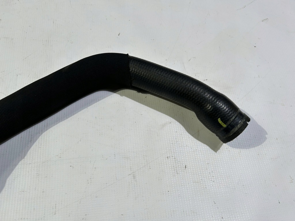Шланг пабтрубок  трубка воды водяной радиатора maserati granturismo 2008- Недорого