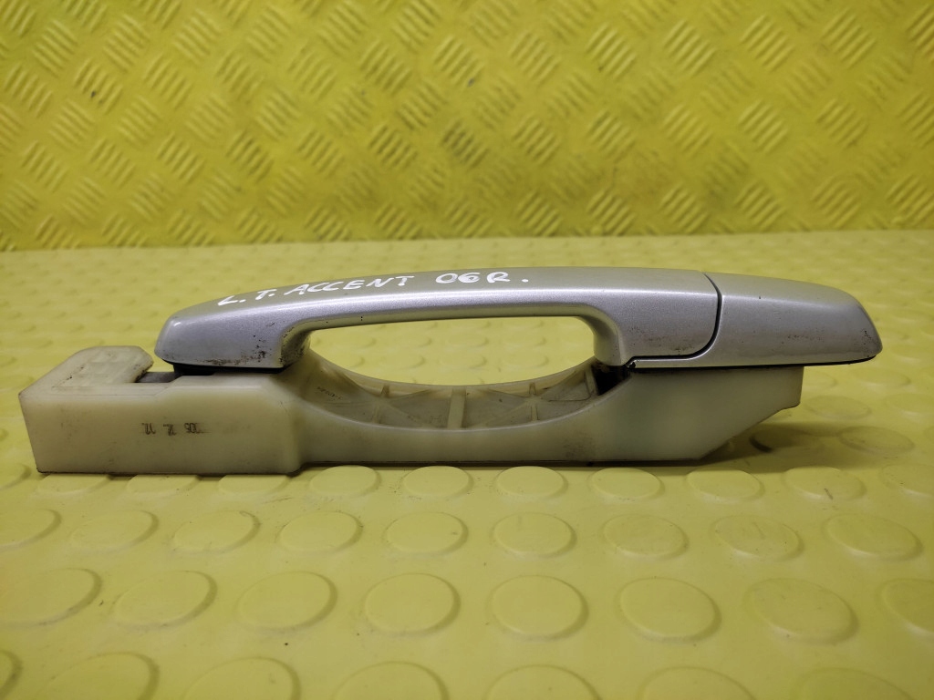 фото №2, Hyundai accent ручка лівий задня