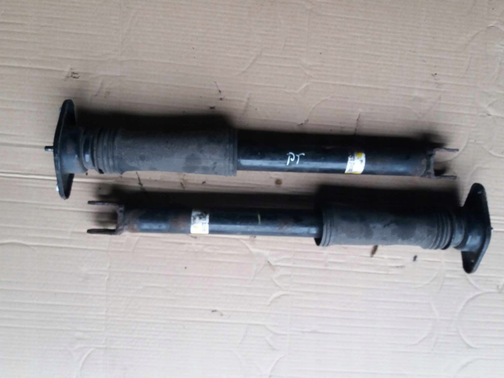 фото №1, Hyundai i40 амортизатор задняя