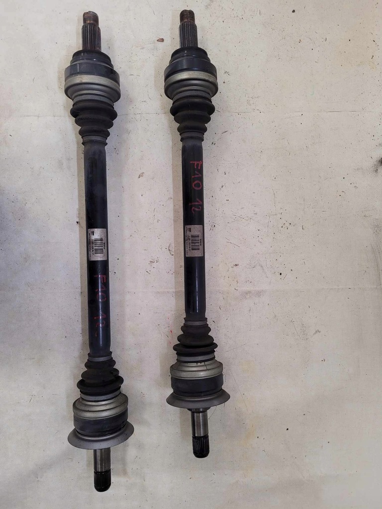 фото №1, Привідний вал задня задня права bmw f10 7581024