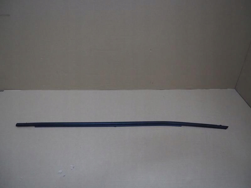 фото №1, Молдинг ущільнювач двері parapet лівий перед toyota rav4 v