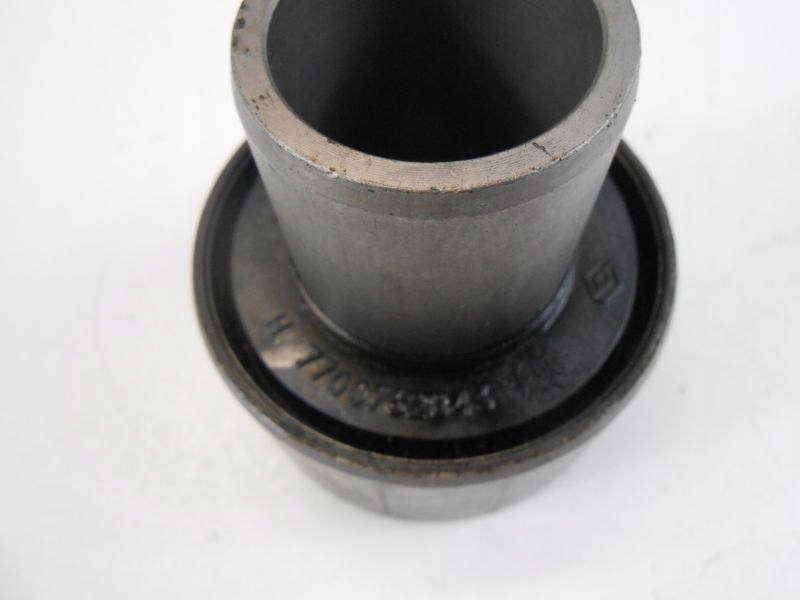 фото №5, Laguna i 1.816v втулка балка подвеска задняя oryg