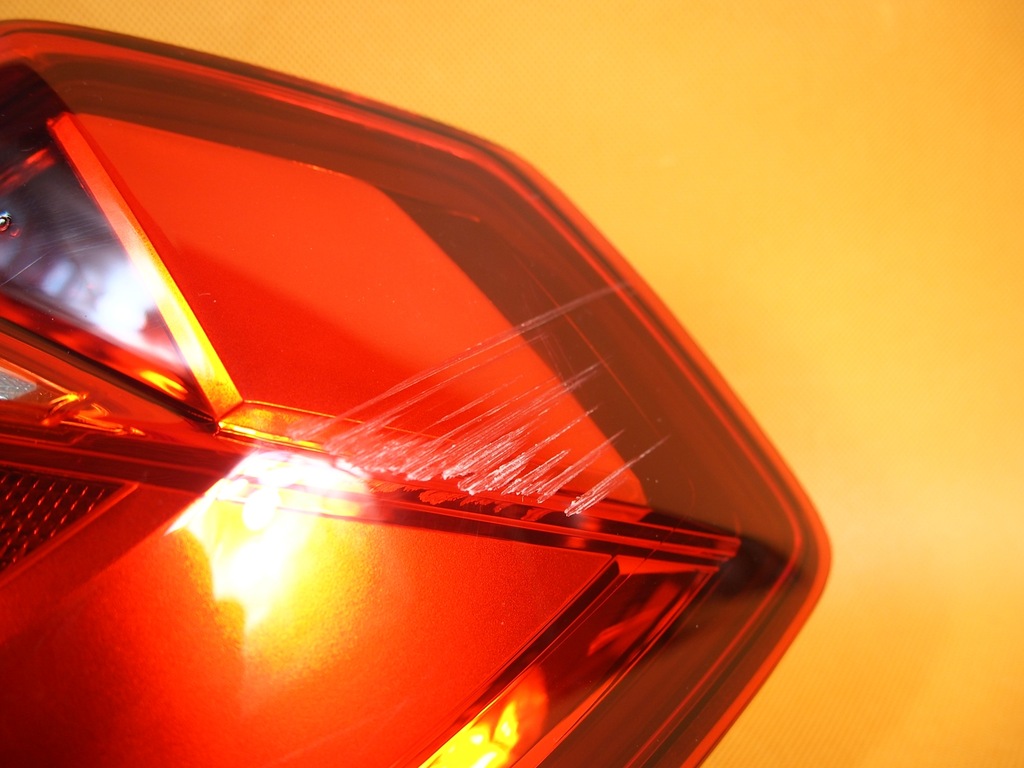 фото №15, Audi a1 gb 82 лампы задняя задние защита комплект 82a945075 / 82a945076